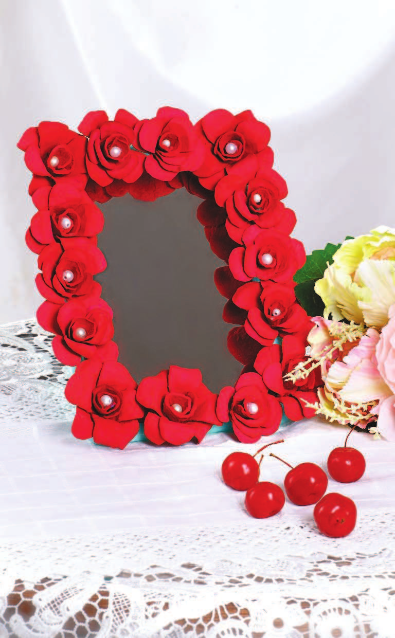 Сподыряка Виталина Викторовна Цветы из упаковок для яиц - страница 4